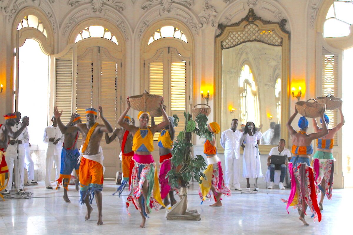 AfroCuban dance with Okantomi kicks off the final evening.