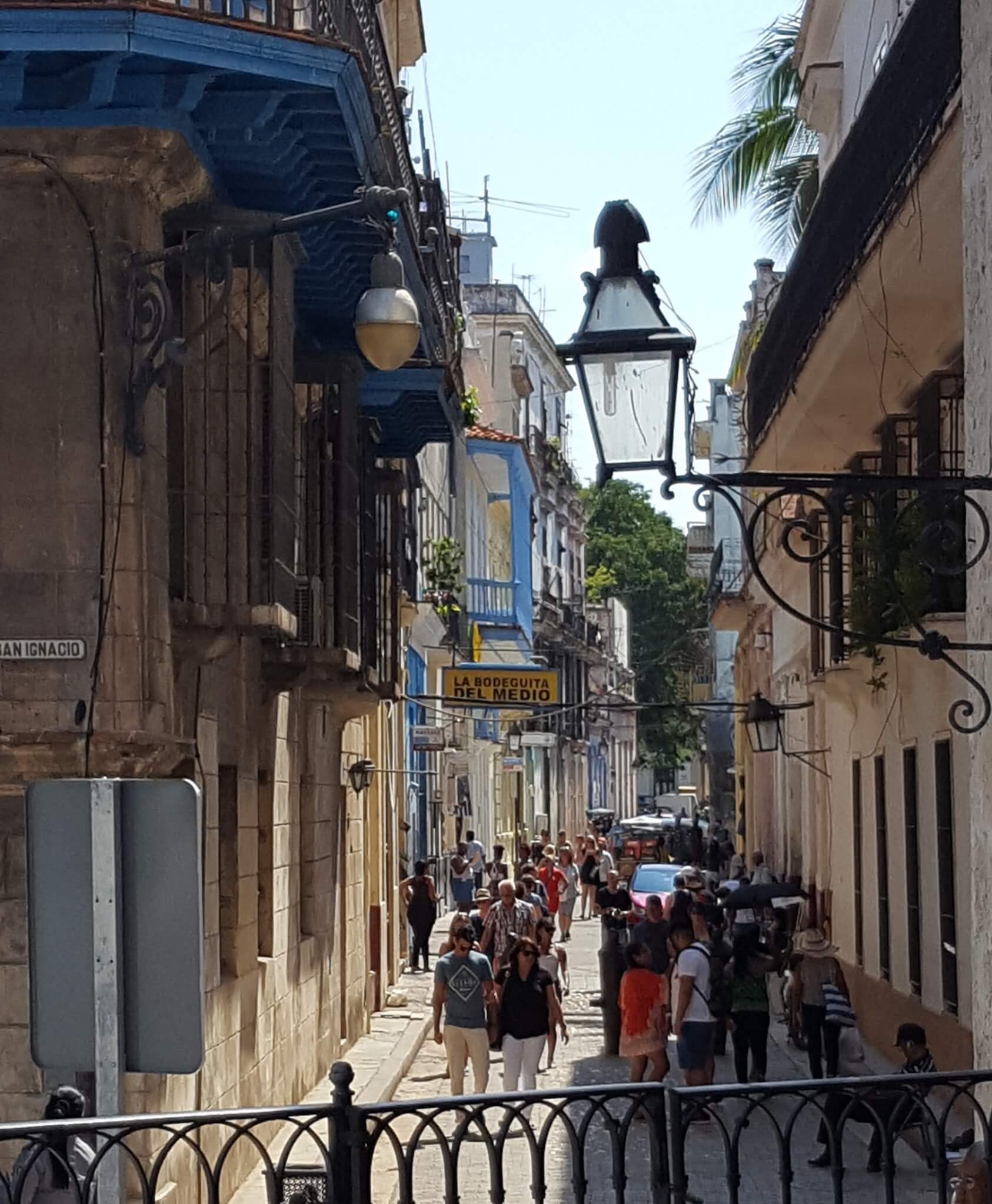 Side street, Old Havana.